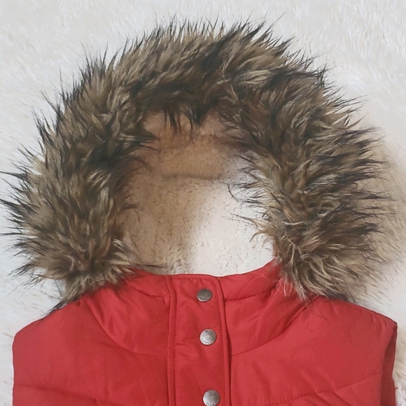 Hollister Vest - Picture 2 of 5